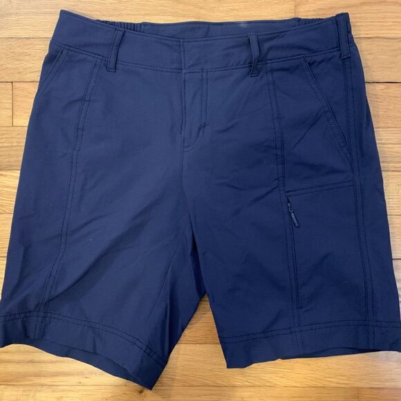 Athleta size 4 navy blue shorts - Picture 1 of 3